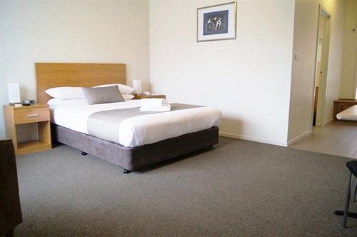 בית מלון כפרי Monte Villa Motor Inn