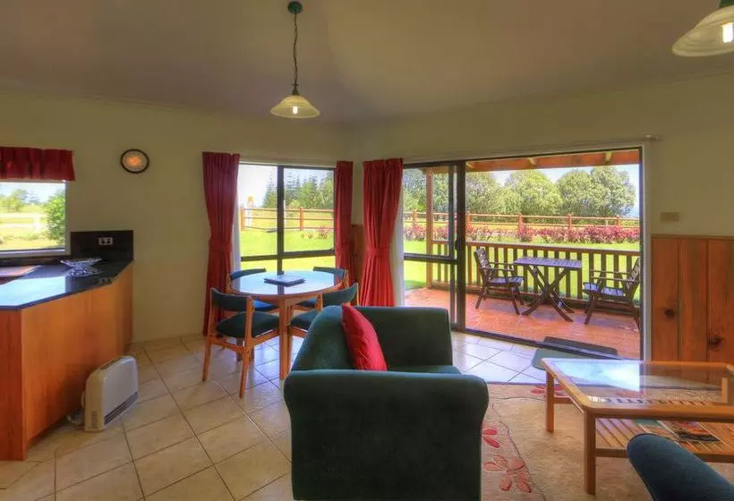 هتل Ocean Breeze Luxury Cottages