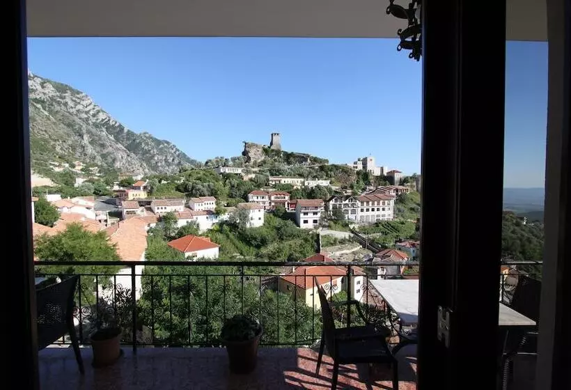 هتل Panorama Kruje View On The Castle And The Old Town