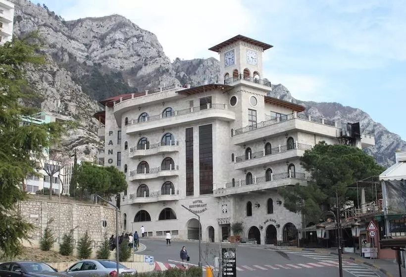 هتل Panorama Kruje View On The Castle And The Old Town