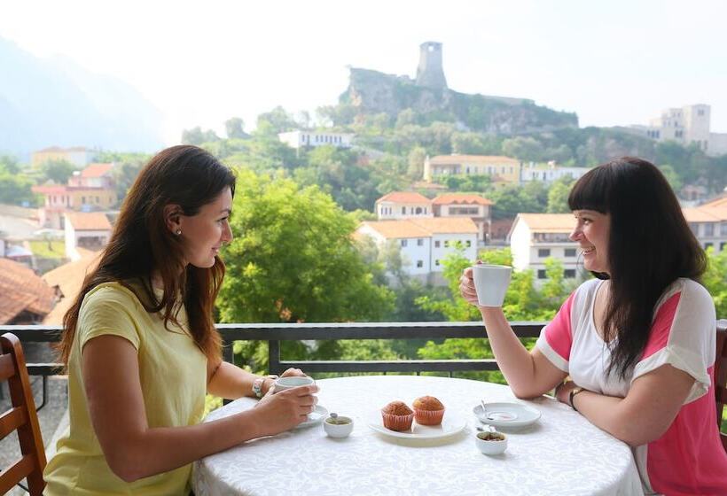 هتل Panorama Kruje View On The Castle And The Old Town