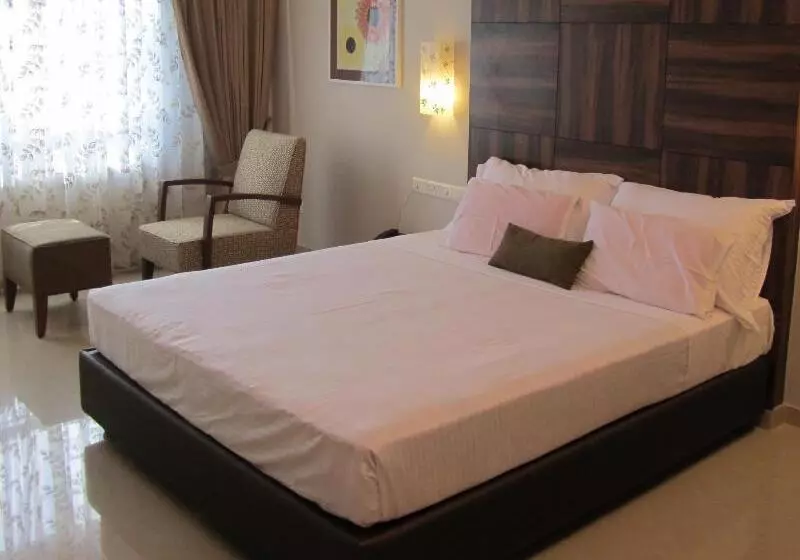 هتل Park Plaza