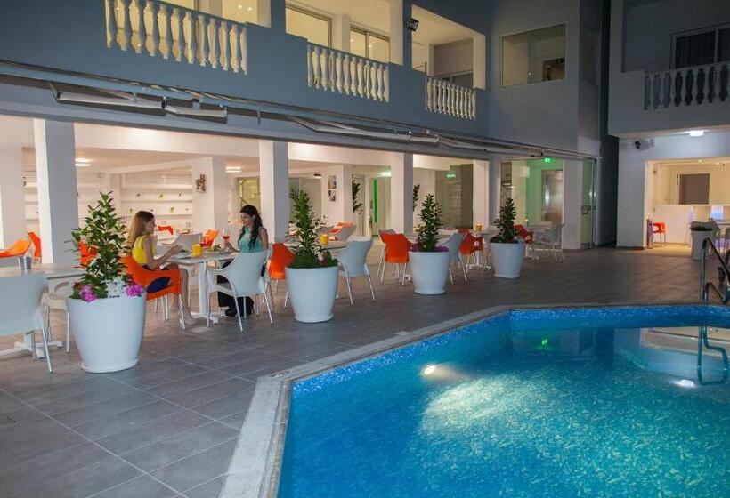 Princessa Vera Hotel Apartments