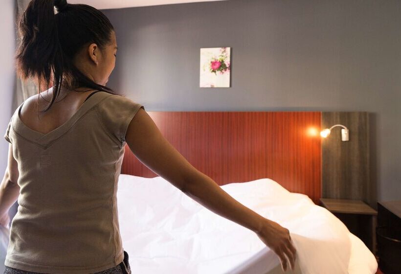 ホテル The Originals City, Le Mas De Grille, Montpellier Sud