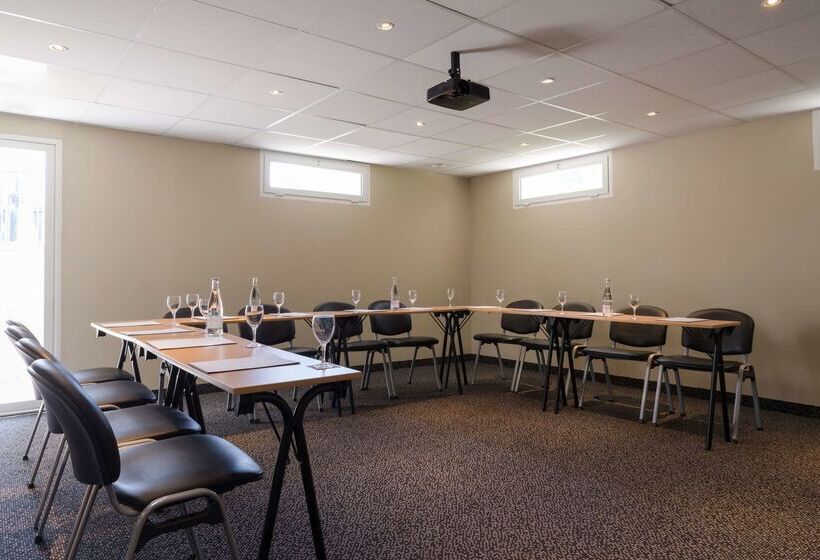 ホテル The Originals City, Le Mas De Grille, Montpellier Sud