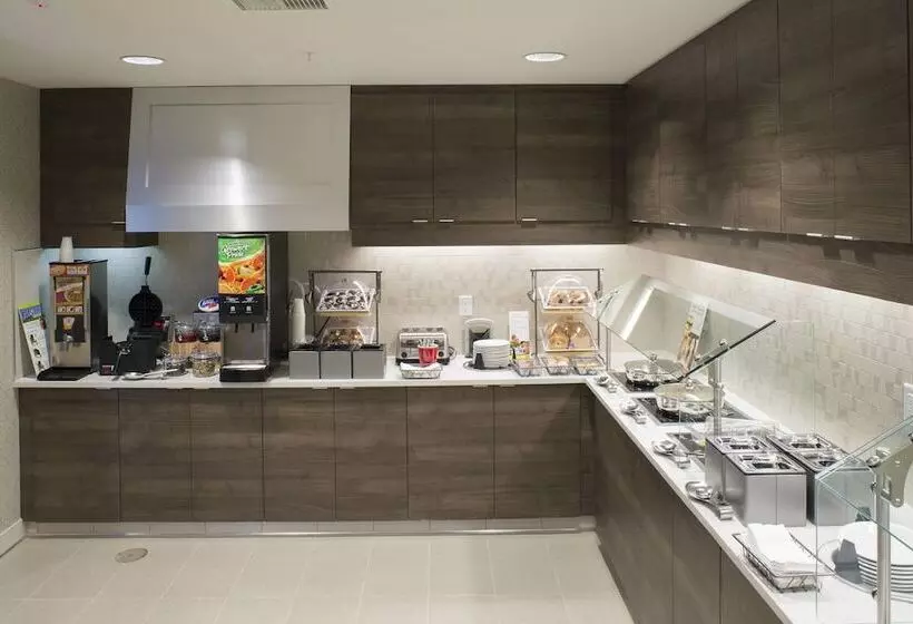 Отель Residence Inn By Marriott Albany Clifton Park