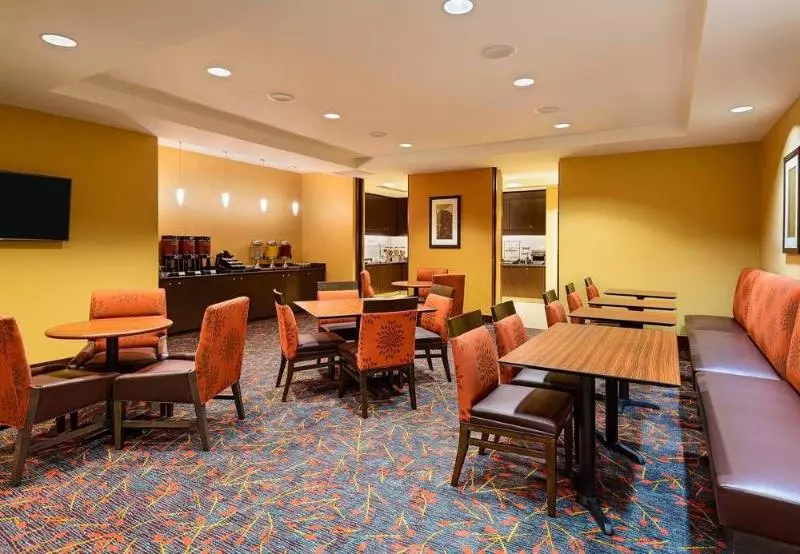 Hotel Residence Inn By Marriott Fort Myers At I 75 And Gulf Coast Town Center