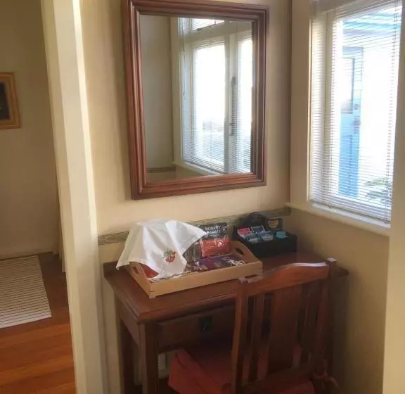 ホテル Shelbourne Villa