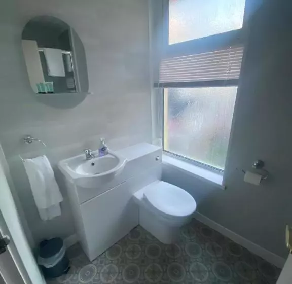 בית מלון כפרי The Hurstmere