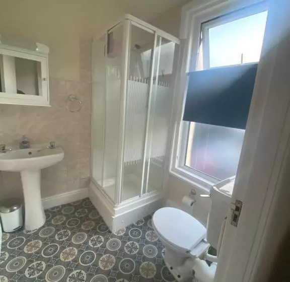 בית מלון כפרי The Hurstmere