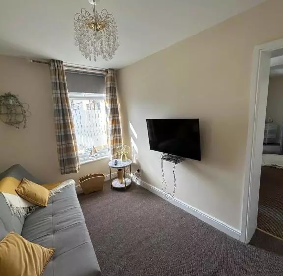 בית מלון כפרי The Hurstmere