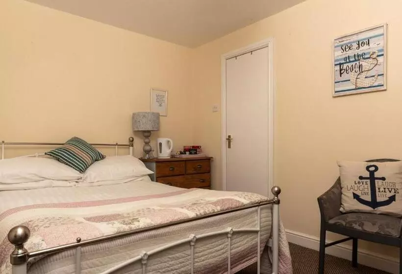 בית מלון כפרי The Hurstmere