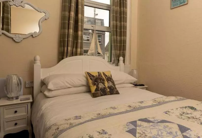 בית מלון כפרי The Hurstmere