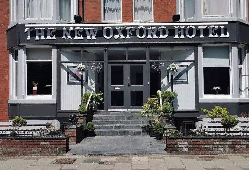 בית מלון כפרי The Oxford