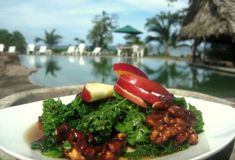 هتل Popa Paradise Beach Resort