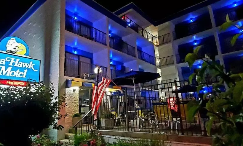 Sea Hawk Motel