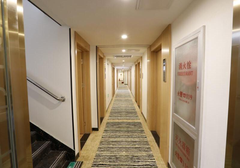 Отель Green Tree Inn Express Beijing Xicheng District Dazhalan