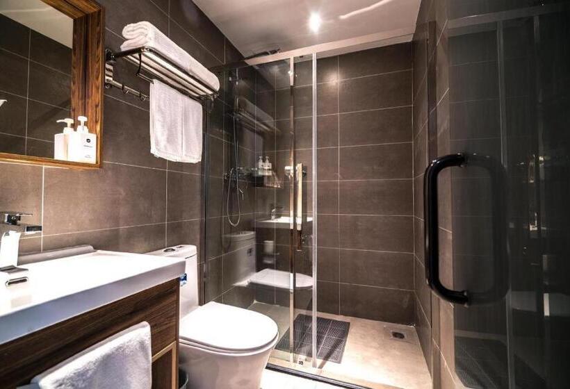 Hanting Hotel Zhuhai Xiangzhou Long Distance Bus Station