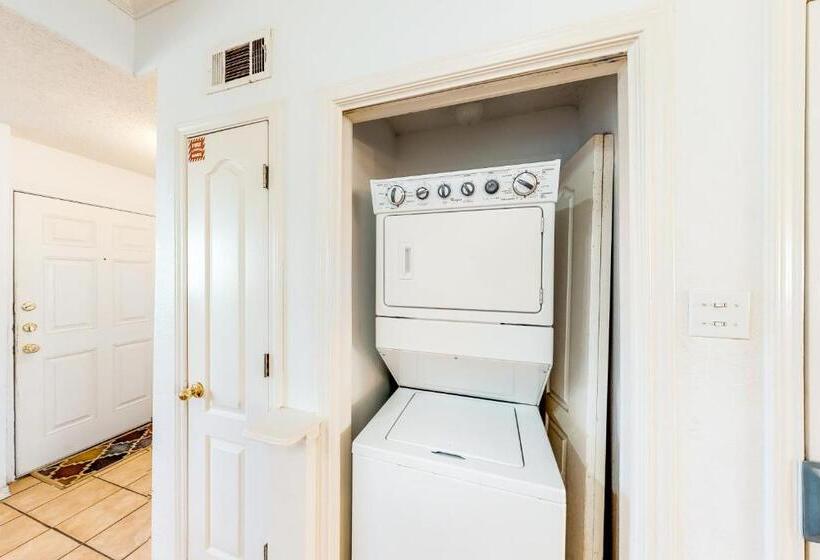 فندق Dolphin #16