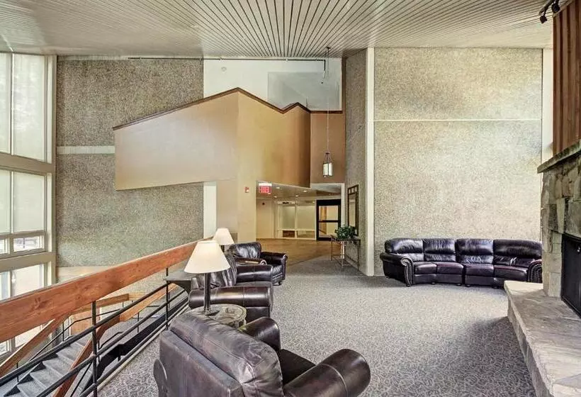 Mp522 Mountain Plaza Hotel Room