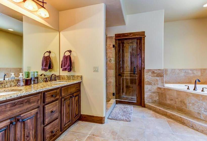 فندق White Bear #b12   Heavenly Bear At White Bear