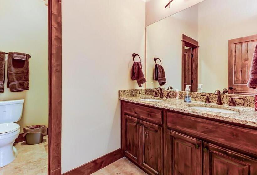 فندق White Bear #b12   Heavenly Bear At White Bear