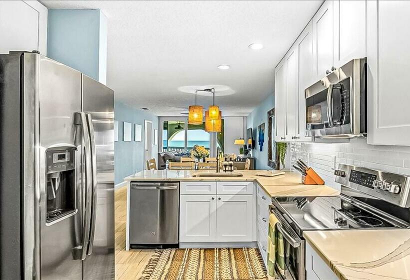 فندق Hibiscus Oceanfront Living