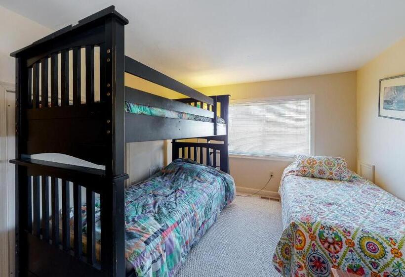 Отель Ocean Bali 2w