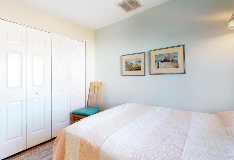 Отель Ocean Bali 2w