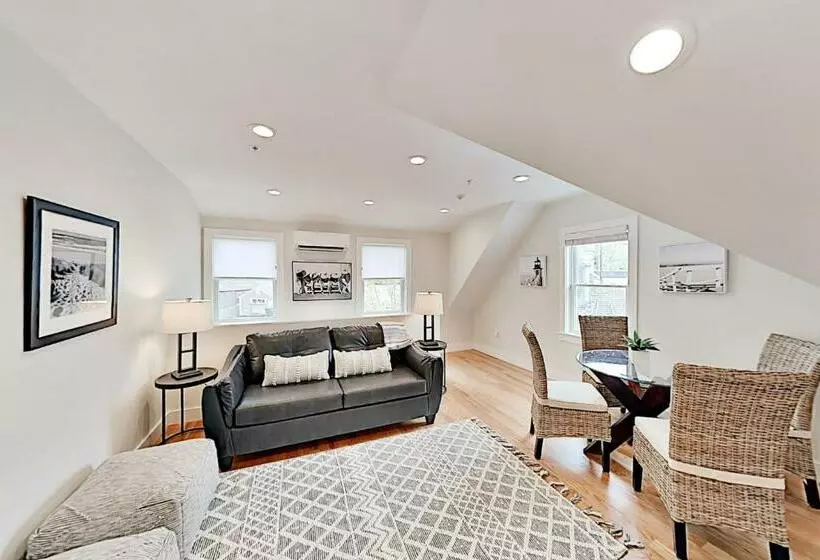 ホテル Oyster Beach Bungalow