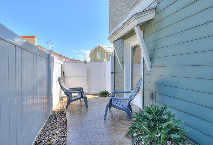 هتل Serenity Island