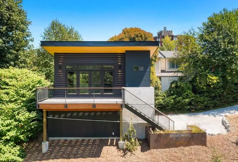 ホテル The Treehouse