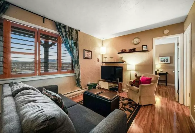 ホテル Winter Park Meadows Lodge