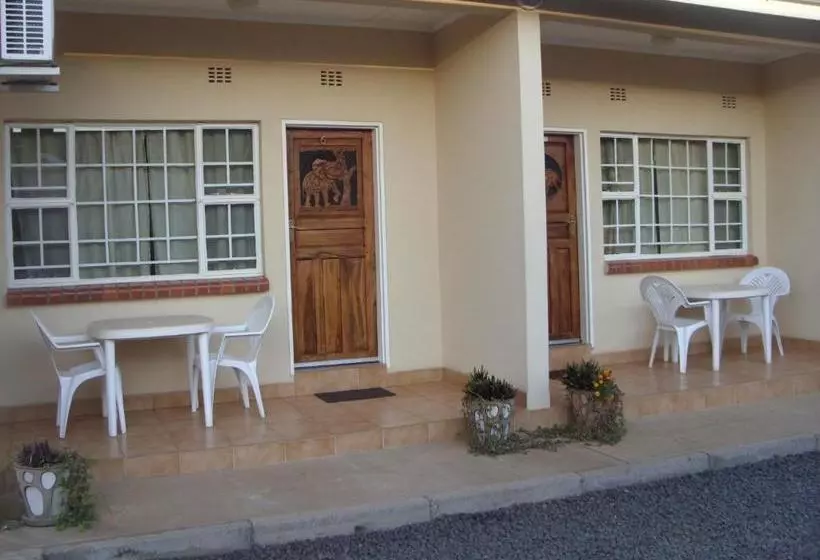 تختخواب و صبحانه Mosi O Tunya Executive Lodge