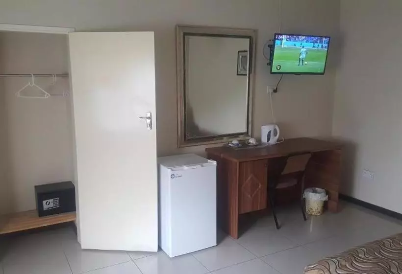 تختخواب و صبحانه Mosi O Tunya Executive Lodge