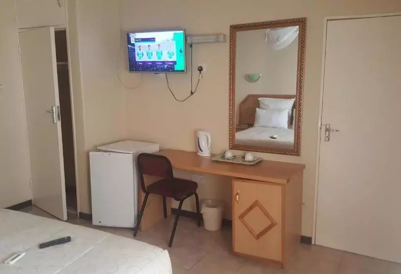 تختخواب و صبحانه Mosi O Tunya Executive Lodge