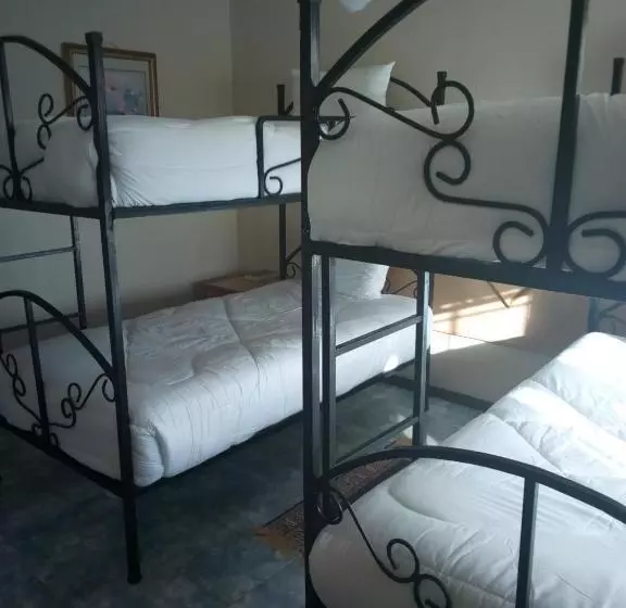 تختخواب و صبحانه Mosi O Tunya Executive Lodge