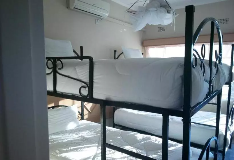 تختخواب و صبحانه Mosi O Tunya Executive Lodge