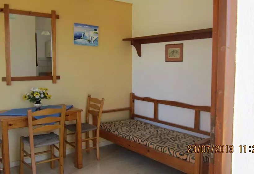 Elea Suites & Residences