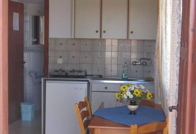 Elea Suites & Residences