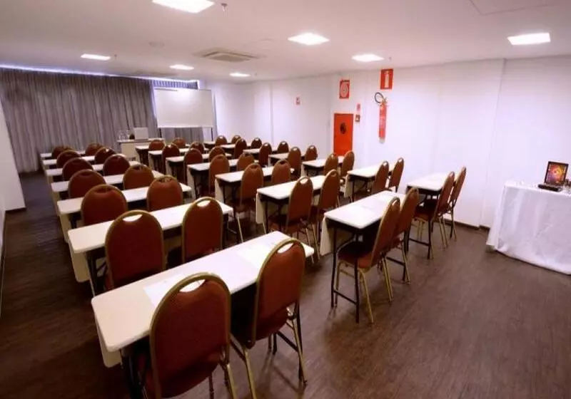 Hotel Allia Gran Pampulha Suites