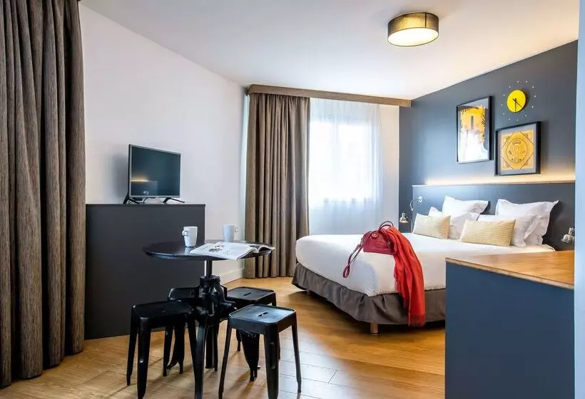 ホテル Best Western Plus Suitcase Paris La Defense