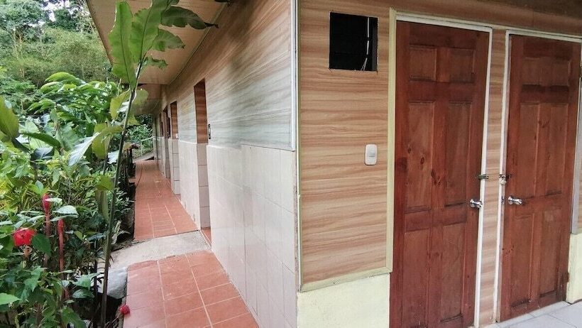 Отель Corcovado Adventures Tent Camp