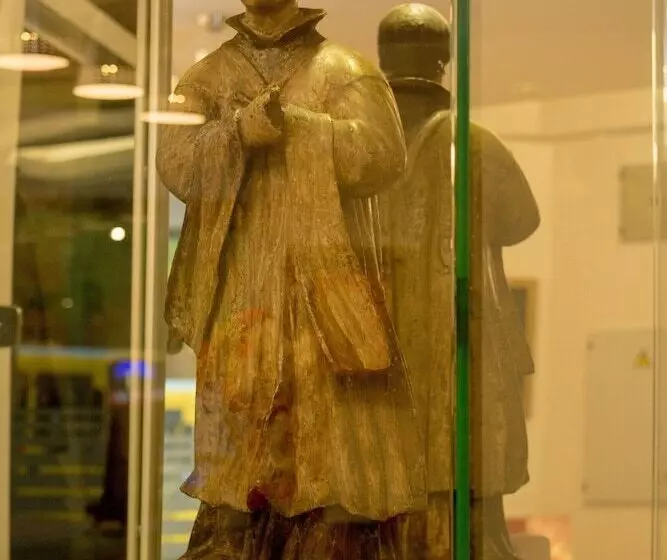 هتل De La Trinidad