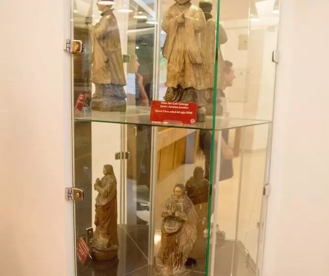 هتل De La Trinidad