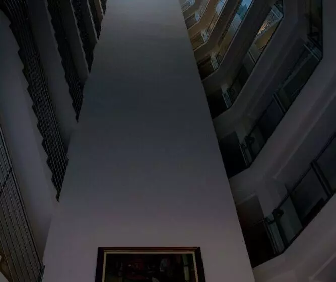 هتل De La Trinidad