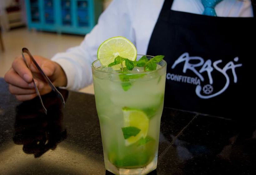 هتل De La Trinidad