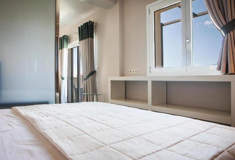 בית מלון כפרי Dionysos Village Resort