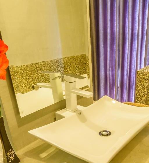 בית מלון כפרי Double Leaf Boutique