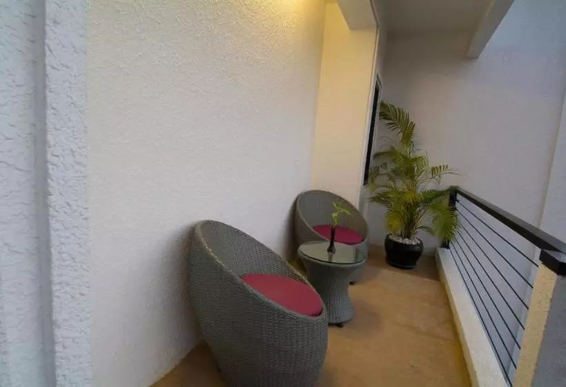 هتل Double Leaf Boutique